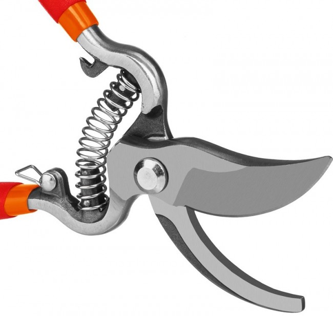 Секатор GRINDA G-5 цельнокованый, с эргономичными рукоятками, плоскостной, 210 мм, рез до 25 мм 423105 Секатор GRINDA G-5 цельнокованый, с эргономичными рукоятками, плоскостной, 210 мм, рез до 25 мм 423105