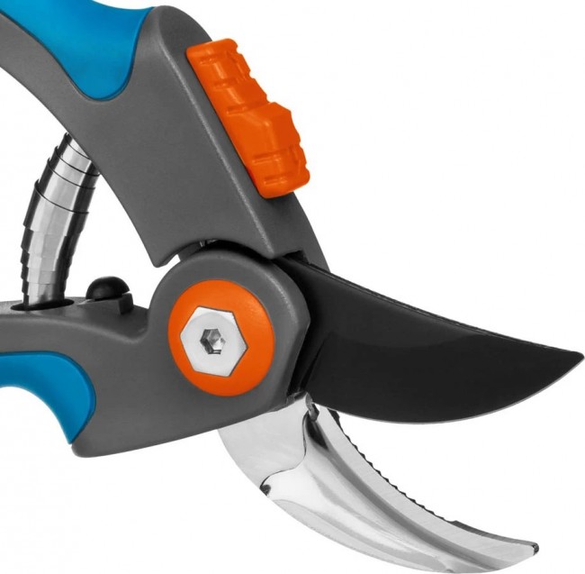 Секатор GRINDA PROLine P-55 с двухкомпонентными рукоятками, плоскостной, 205 мм 423455